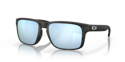 Oakley OO9102