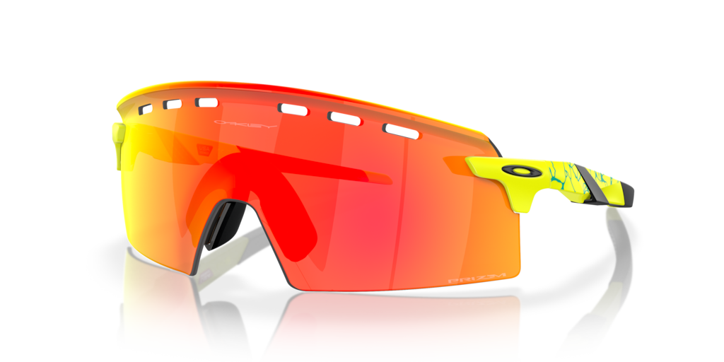 OO9235