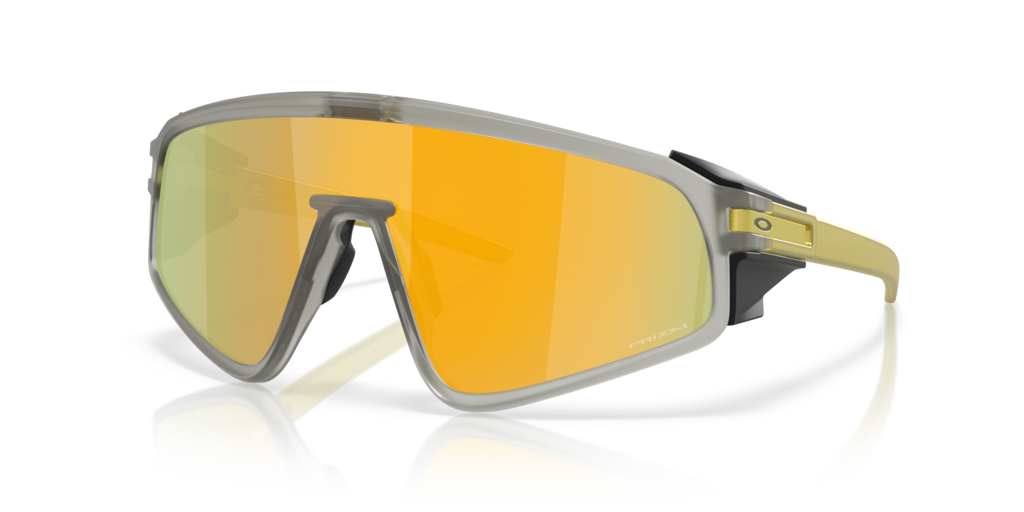 Oakley OO9404