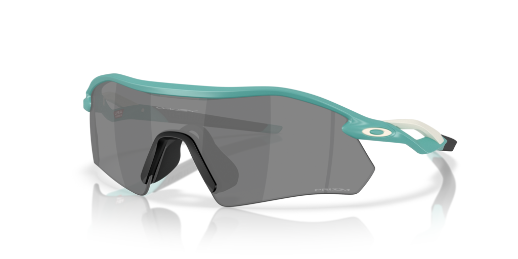 Oakley OO9495D