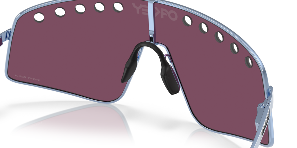 Oakley OO6025 602504 - 38 - Güneş Gözlükleri