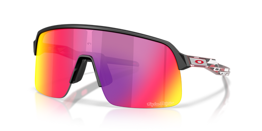Oakley OO9463 9463B7 - 39 - Güneş Gözlükleri